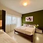 Rino Apartment *