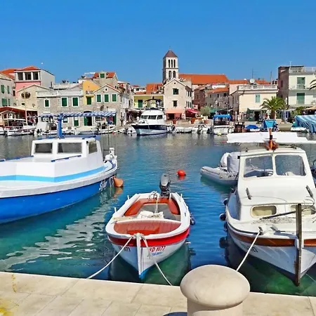 Rino Apartment Vodice