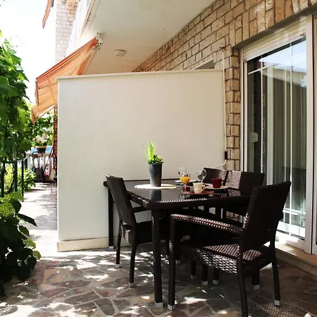 Rino Апартаменты