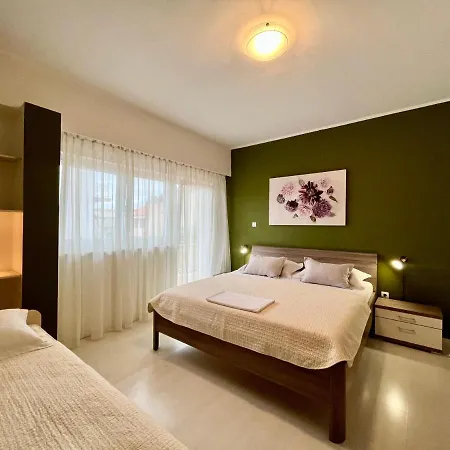 Rino Apartment *