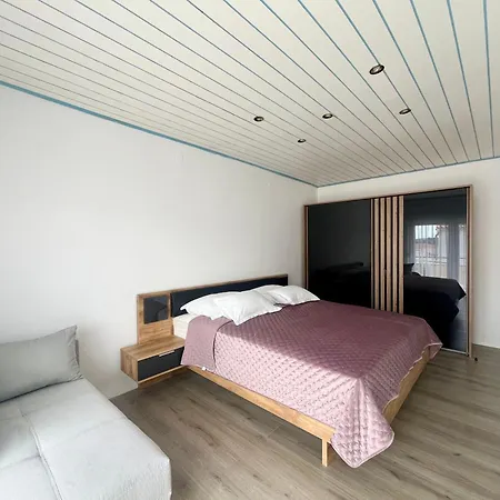 Rino Apartment *